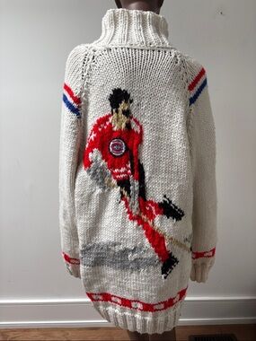 Mary Maxim vintage cowichan hand knit cardigan zip up hockey Montreal Canadians